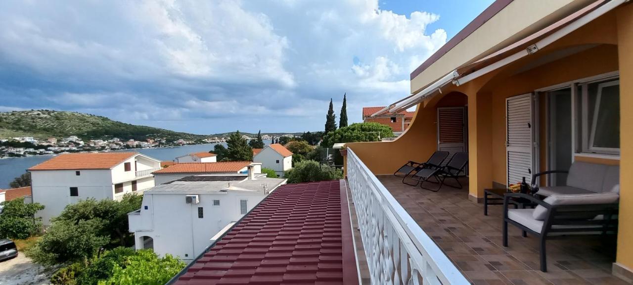 Apartments Toni Rogoznica  Extérieur photo