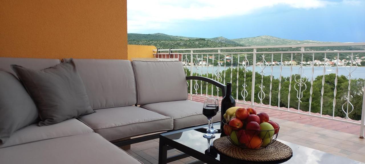 Apartments Toni Rogoznica  Extérieur photo