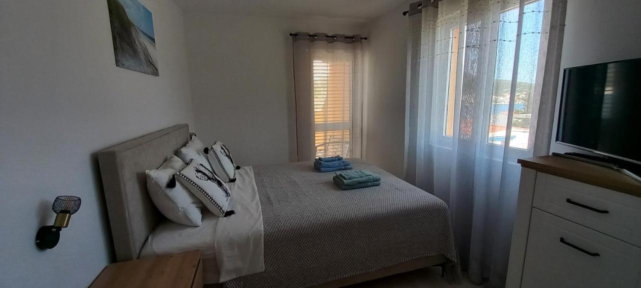 Apartments Toni Rogoznica  Extérieur photo