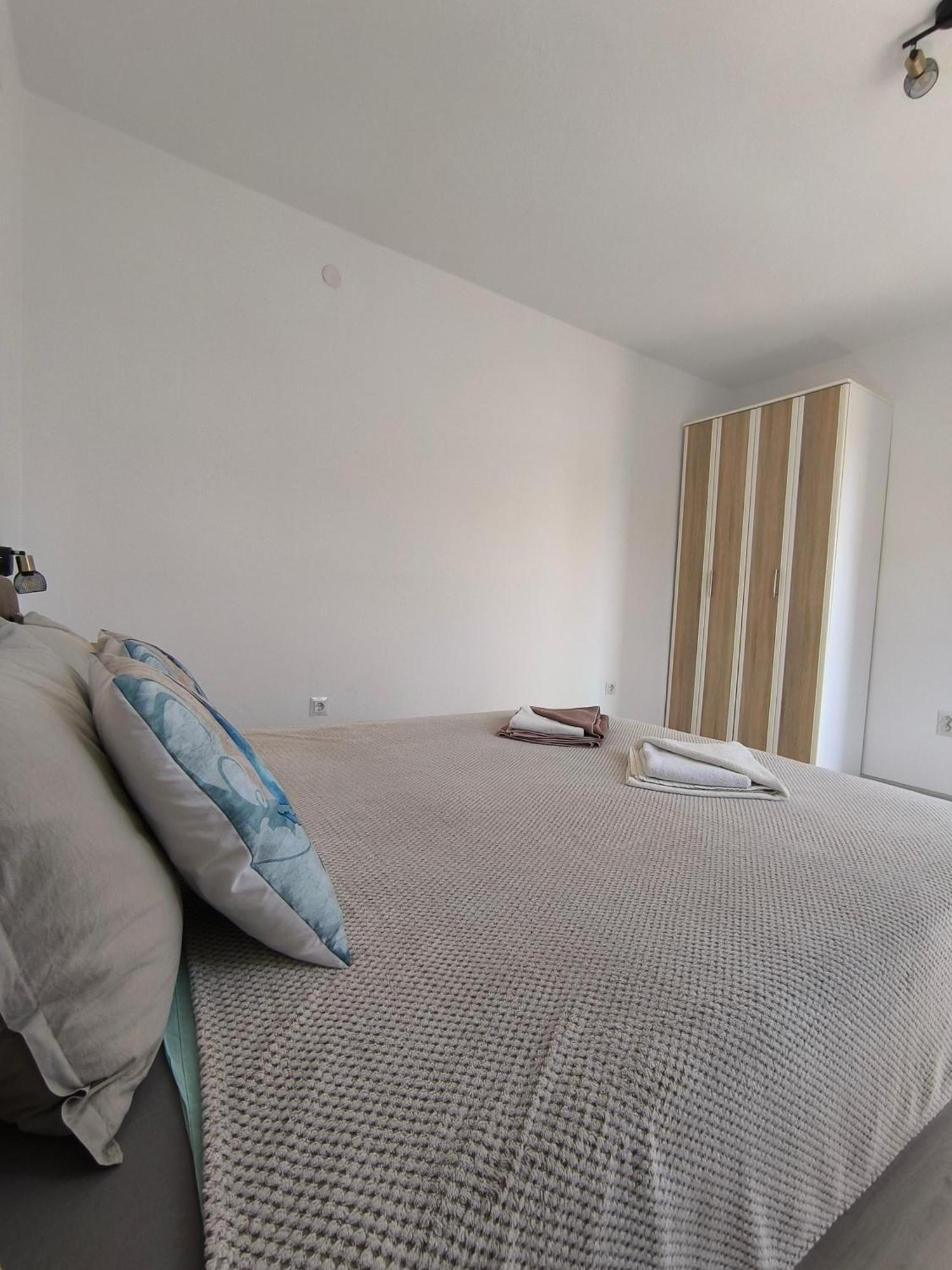 Apartments Toni Rogoznica  Extérieur photo