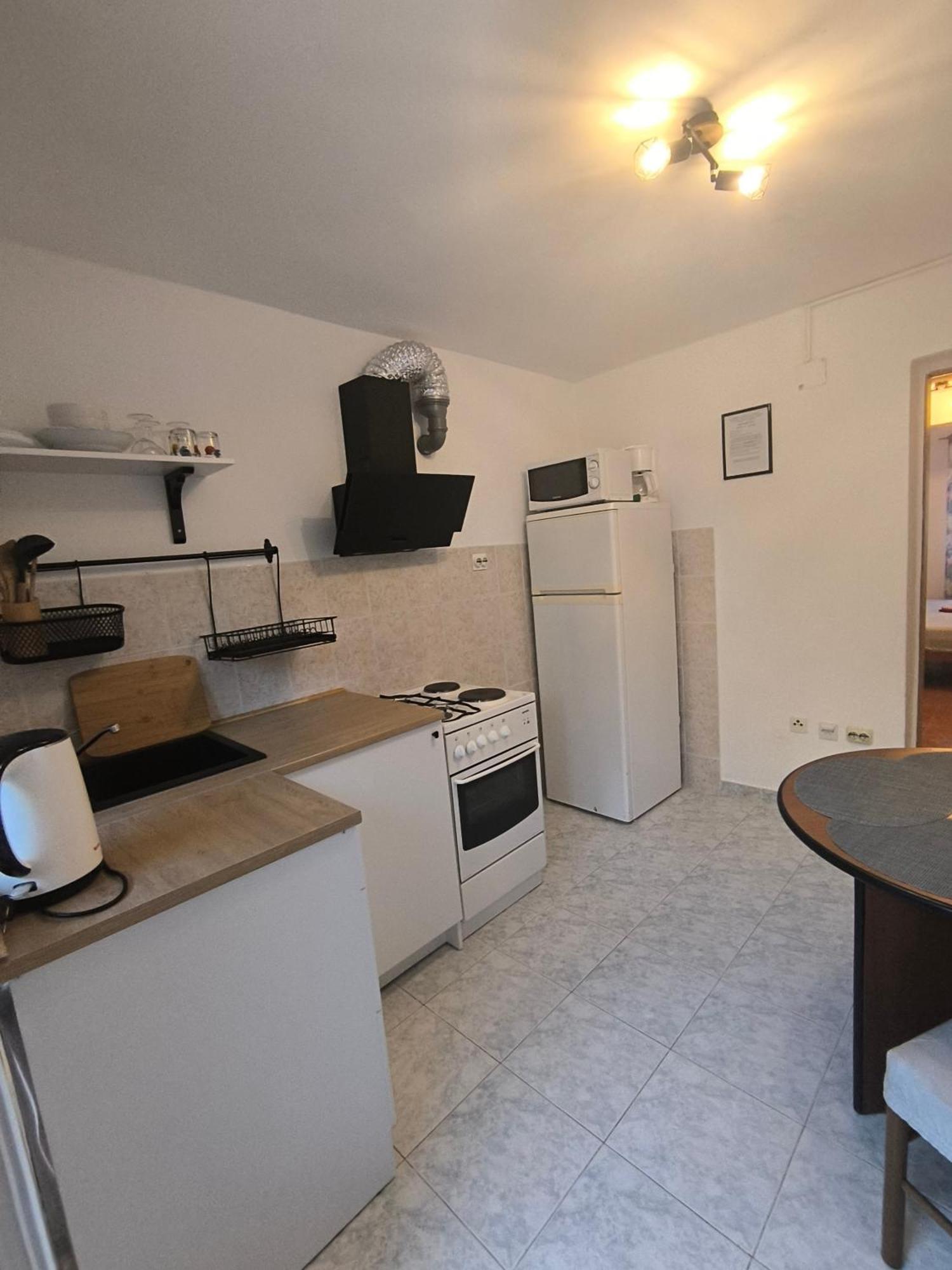 Apartments Toni Rogoznica  Extérieur photo